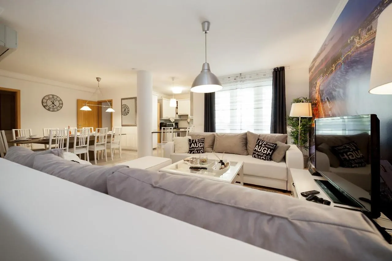 Gde Hollo Apartments Budapest 0*,  Ungern
