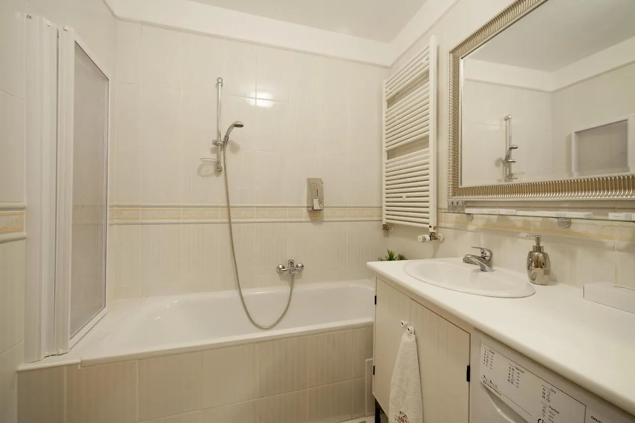 בודפשט Gde Hollo Apartments