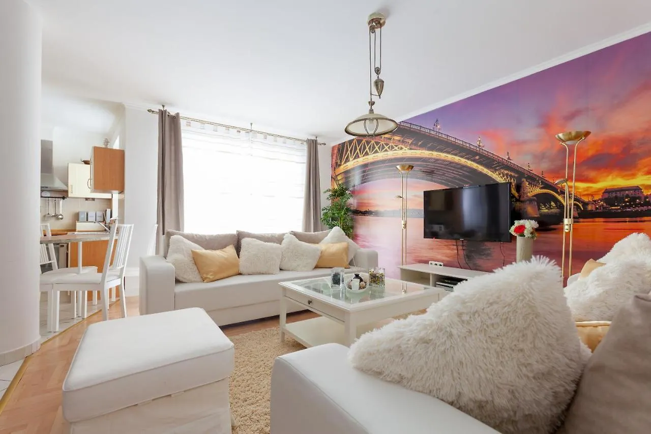 בודפשט Gde Hollo Apartments