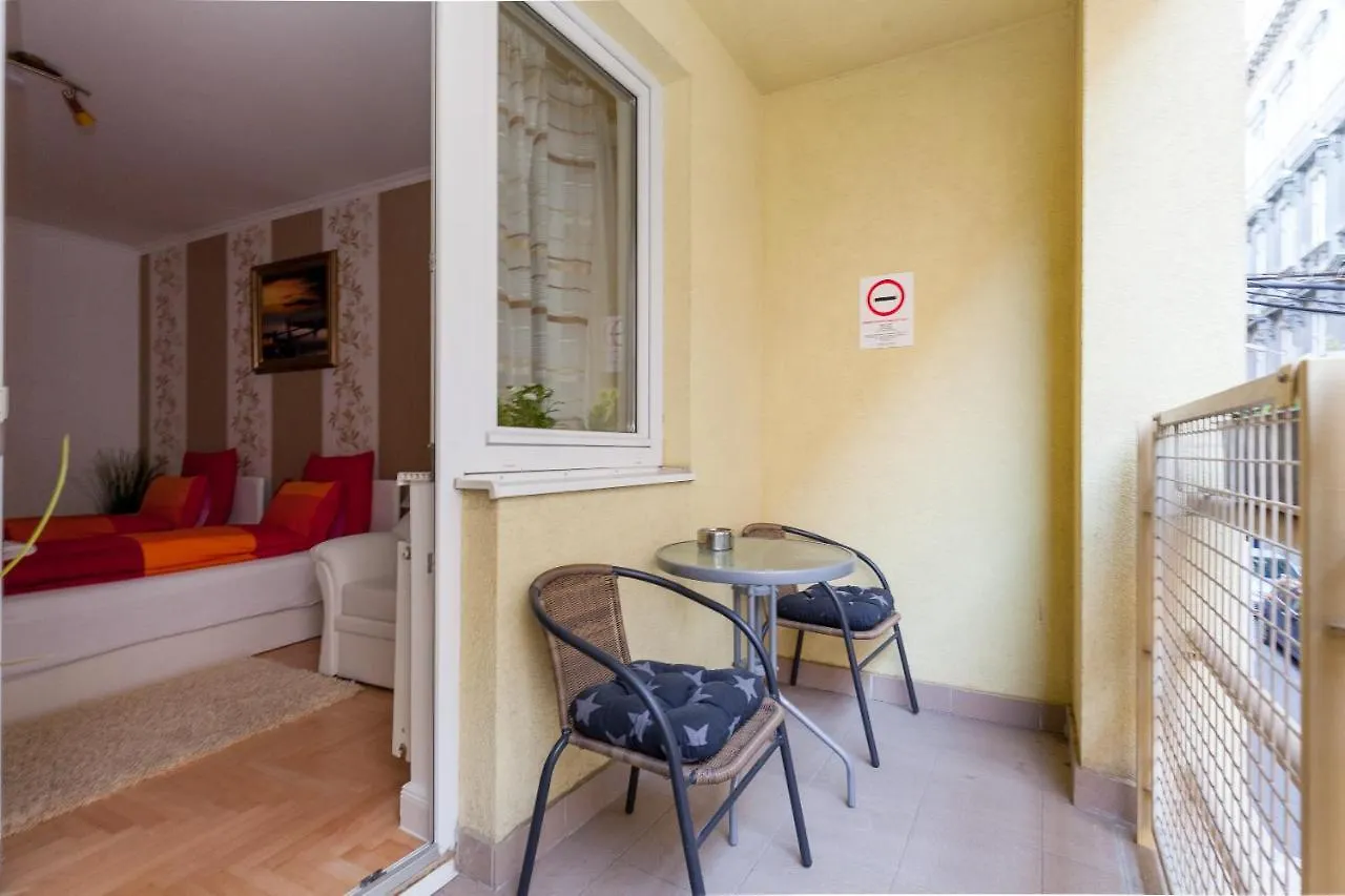 בודפשט Gde Hollo Apartments
