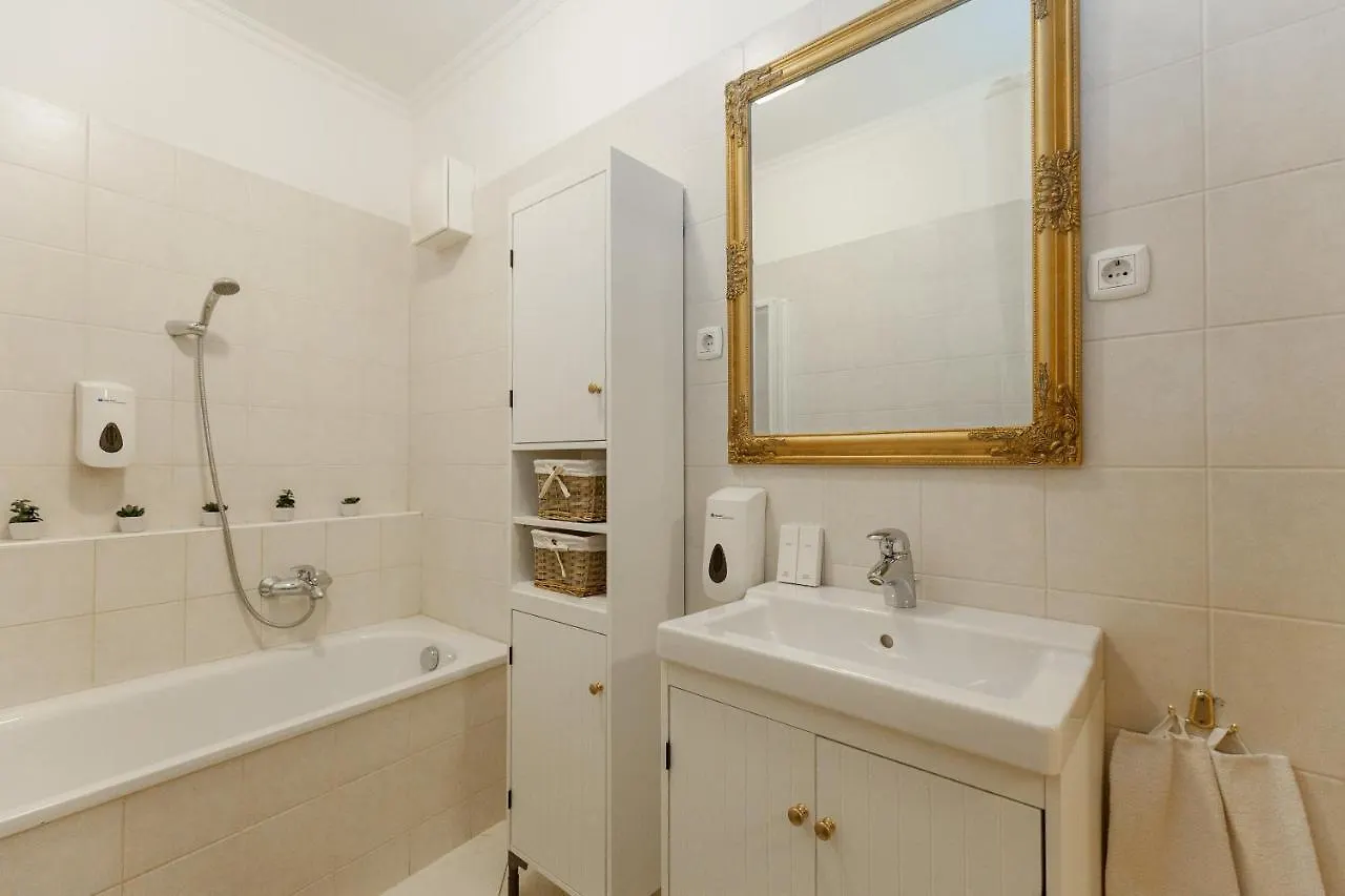 בודפשט Gde Hollo Apartments